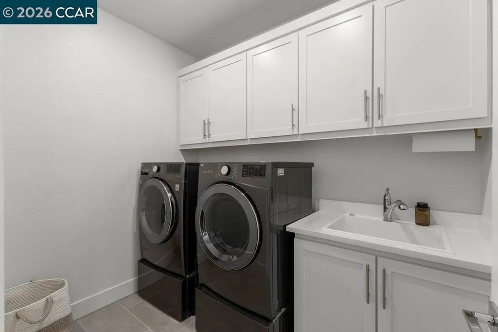 5772 Juniper Way Dublin CA 94568