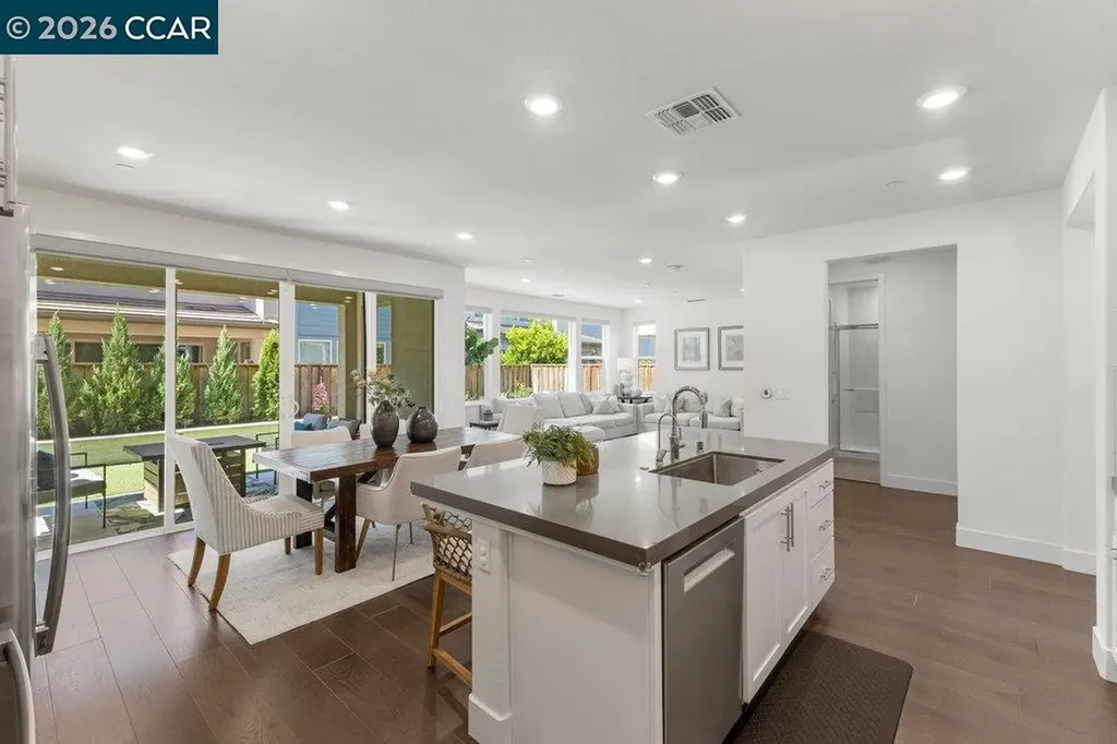 5772 Juniper Way Dublin CA 94568