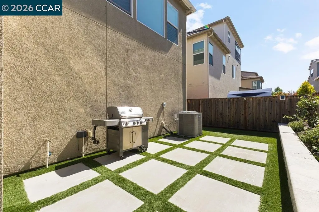 5772 Juniper Way Dublin CA 94568