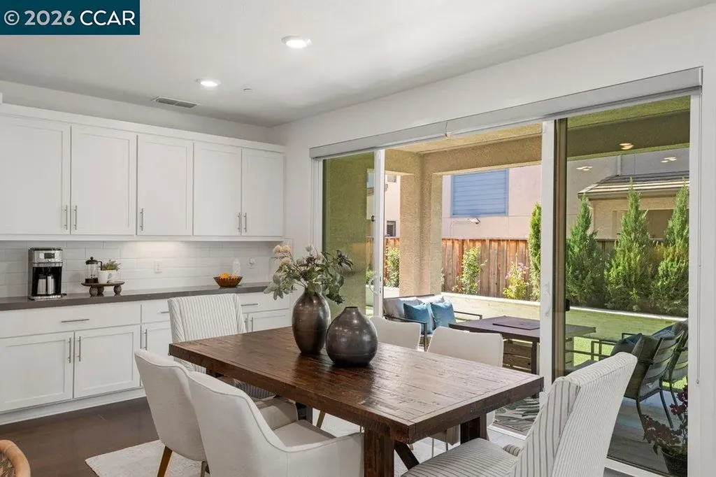 5772 Juniper Way Dublin CA 94568