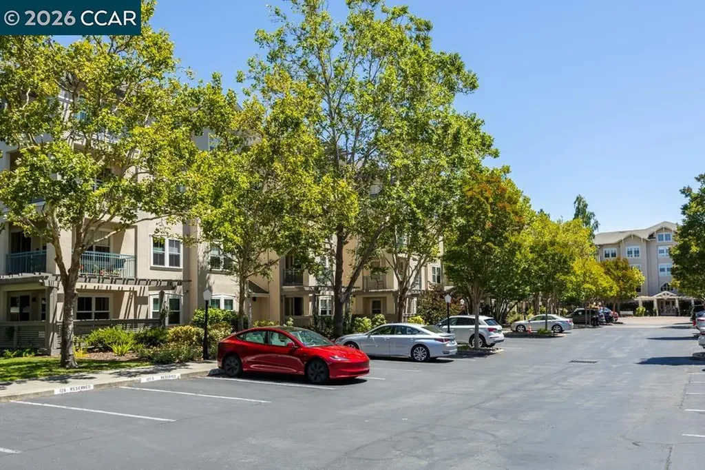 1840 Tice Creek Drive Walnut Creek CA 94595