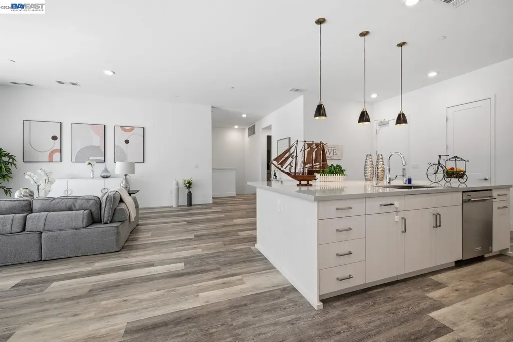 2359 Halogen Common Fremont CA 94539