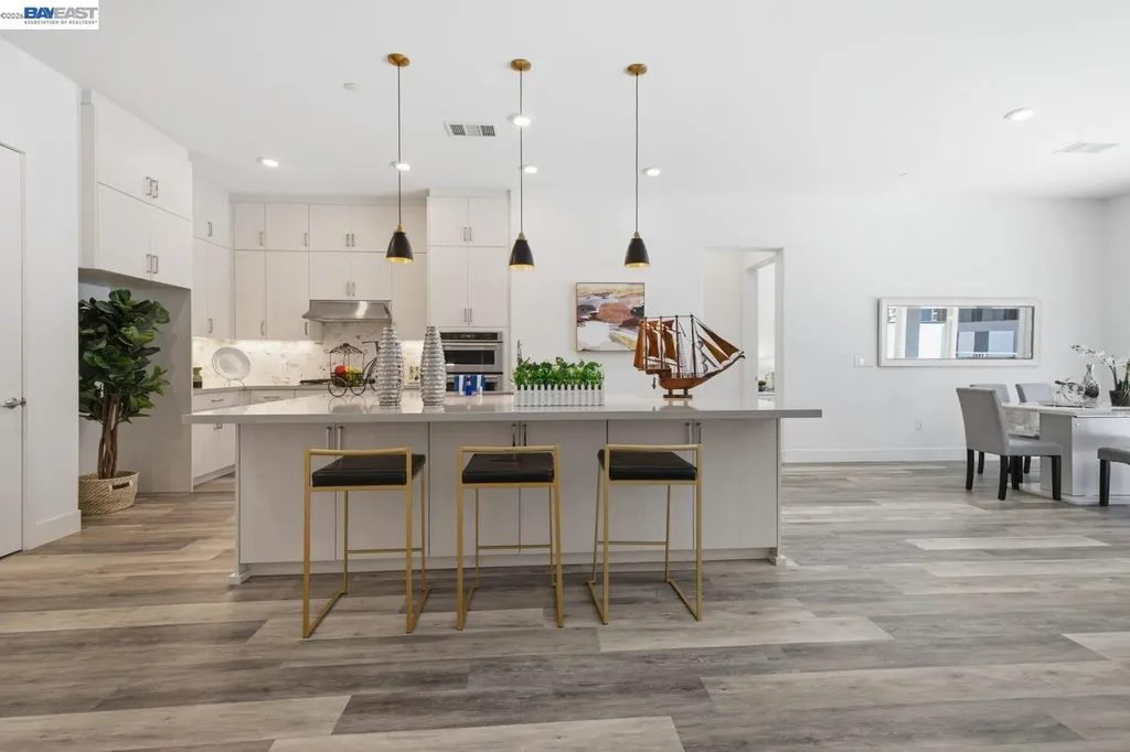 2359 Halogen Common Fremont CA 94539