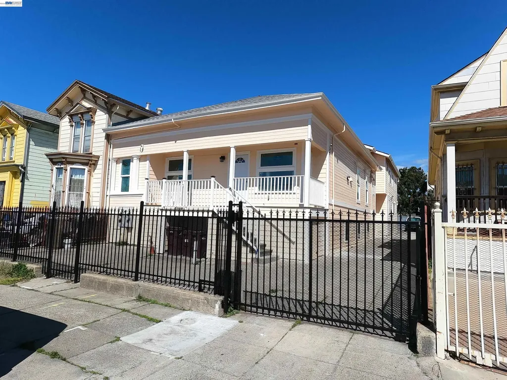 720 Foothill Boulevard Oakland CA 94606