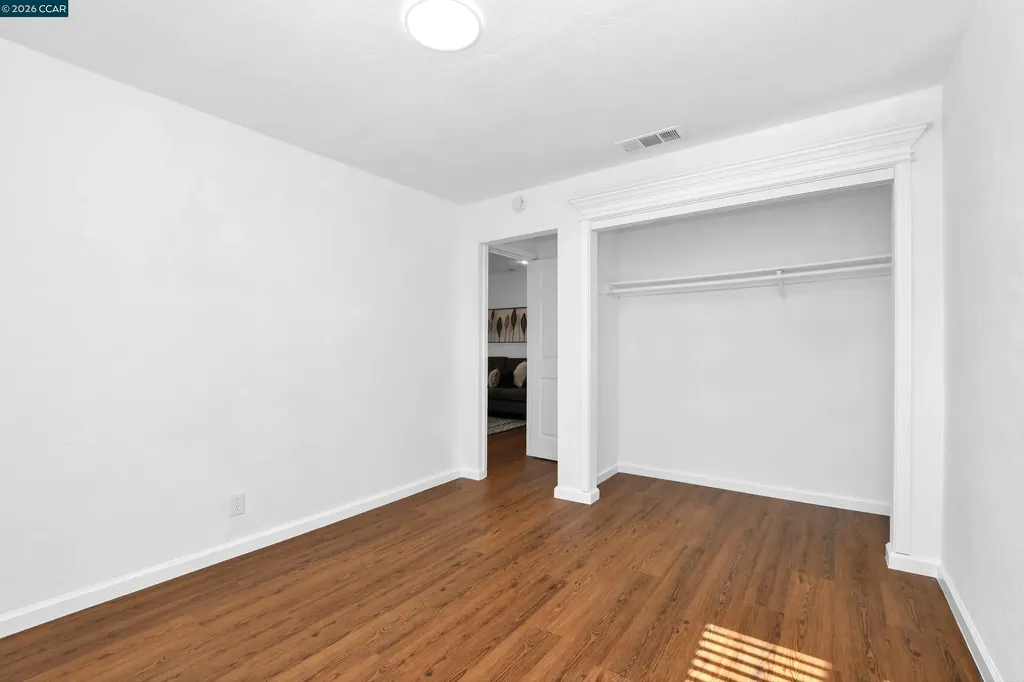 425 8th Street Pittsburg CA 94565