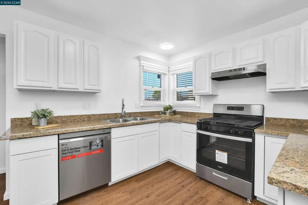 425 8th Street Pittsburg CA 94565