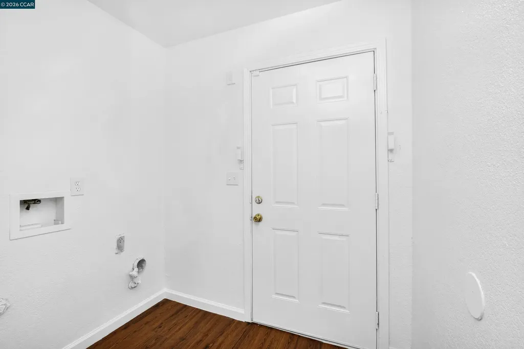 425 8th Street Pittsburg CA 94565