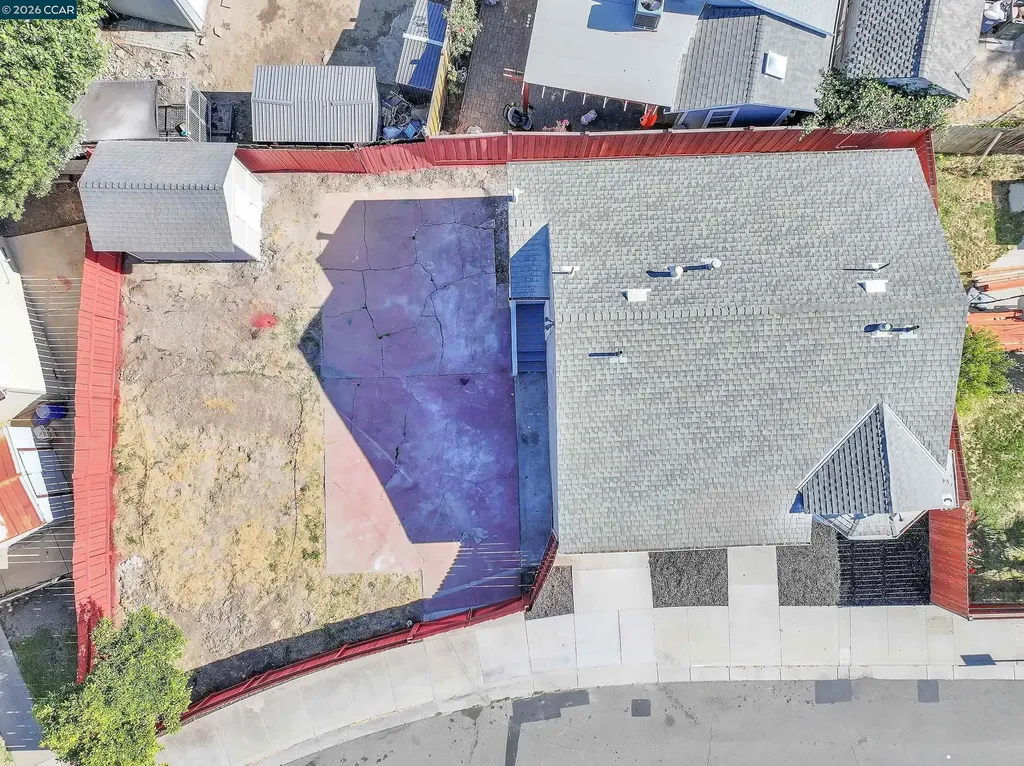 425 8th Street Pittsburg CA 94565