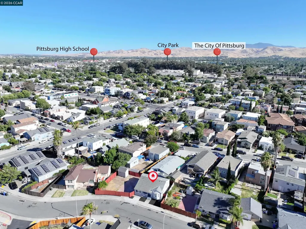 425 8th Street Pittsburg CA 94565