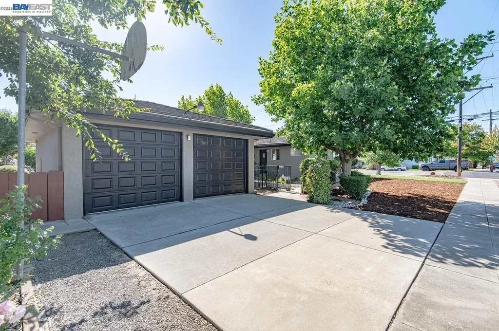 1681 5th Street Livermore CA 94550