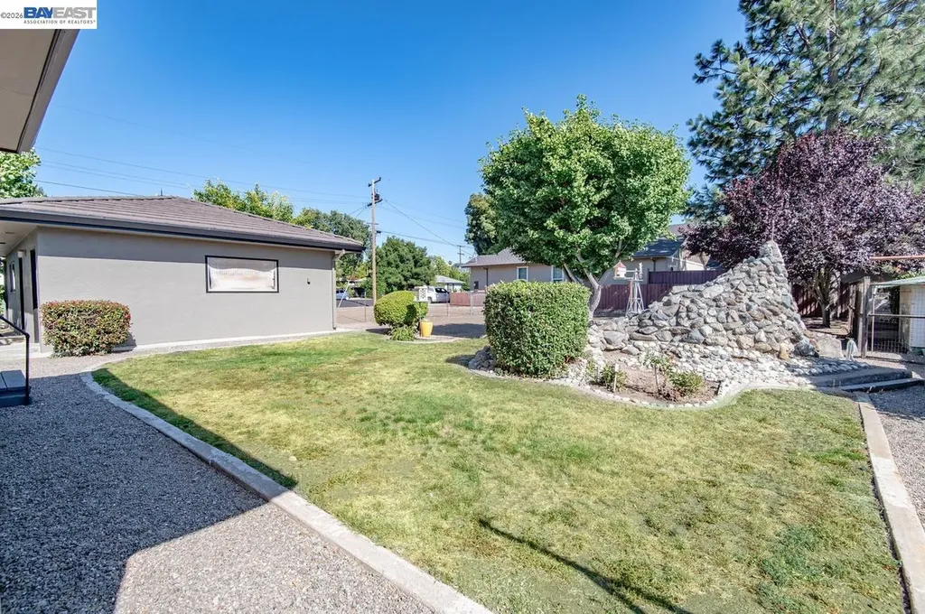 1681 5th Street Livermore CA 94550