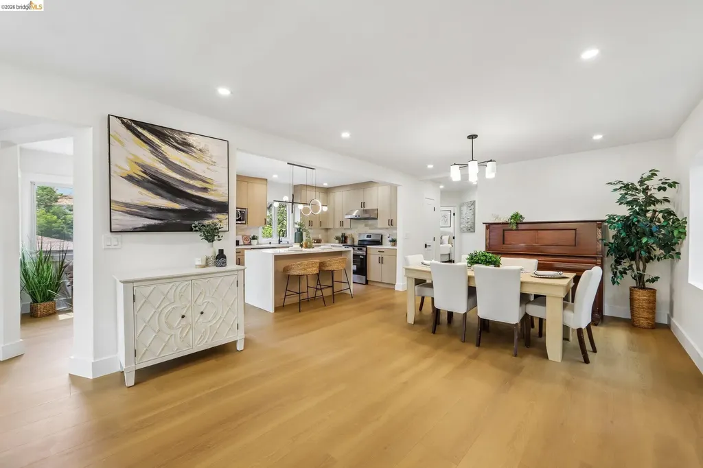 4049 Canon Avenue Oakland CA 94602
