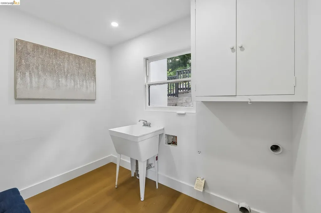 4049 Canon Avenue Oakland CA 94602
