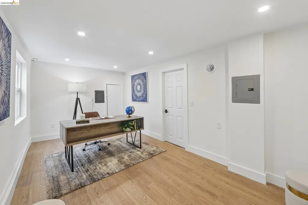 4049 Canon Avenue Oakland CA 94602