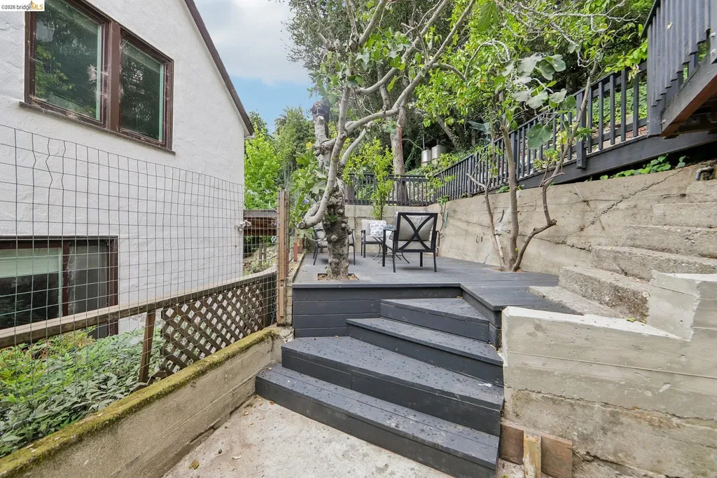 4049 Canon Avenue Oakland CA 94602