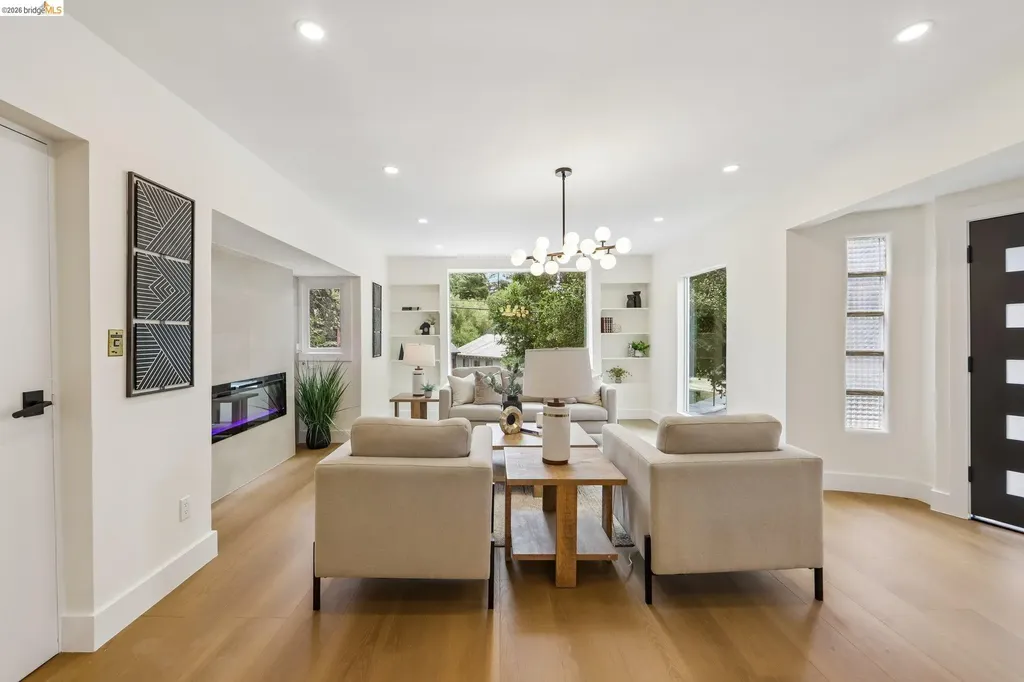 4049 Canon Avenue Oakland CA 94602