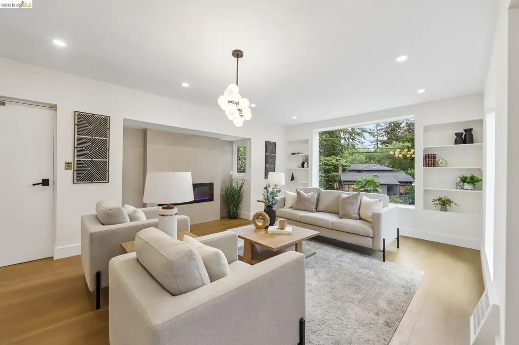 4049 Canon Avenue Oakland CA 94602