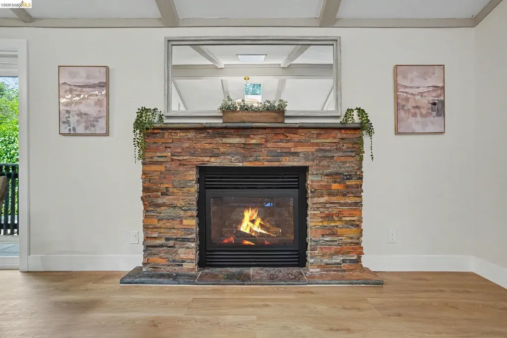 2185 Trafalgar Place Oakland CA 94611