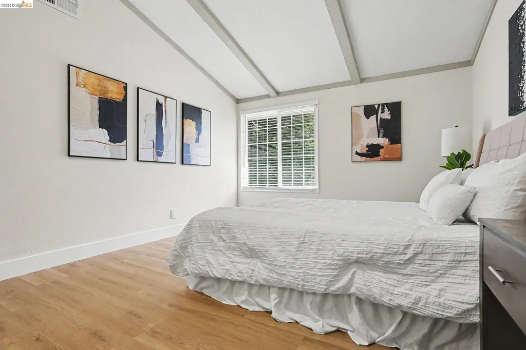 2185 Trafalgar Place Oakland CA 94611