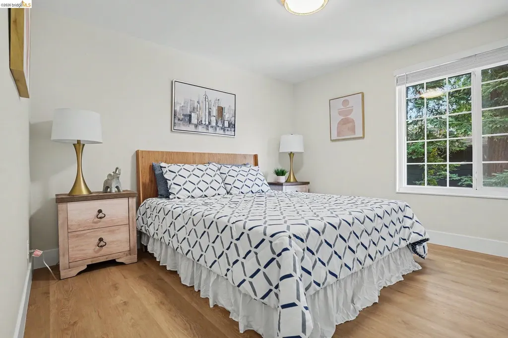 2185 Trafalgar Place Oakland CA 94611