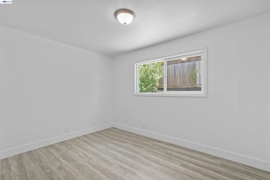 406 Mini Drive Vallejo CA 94589