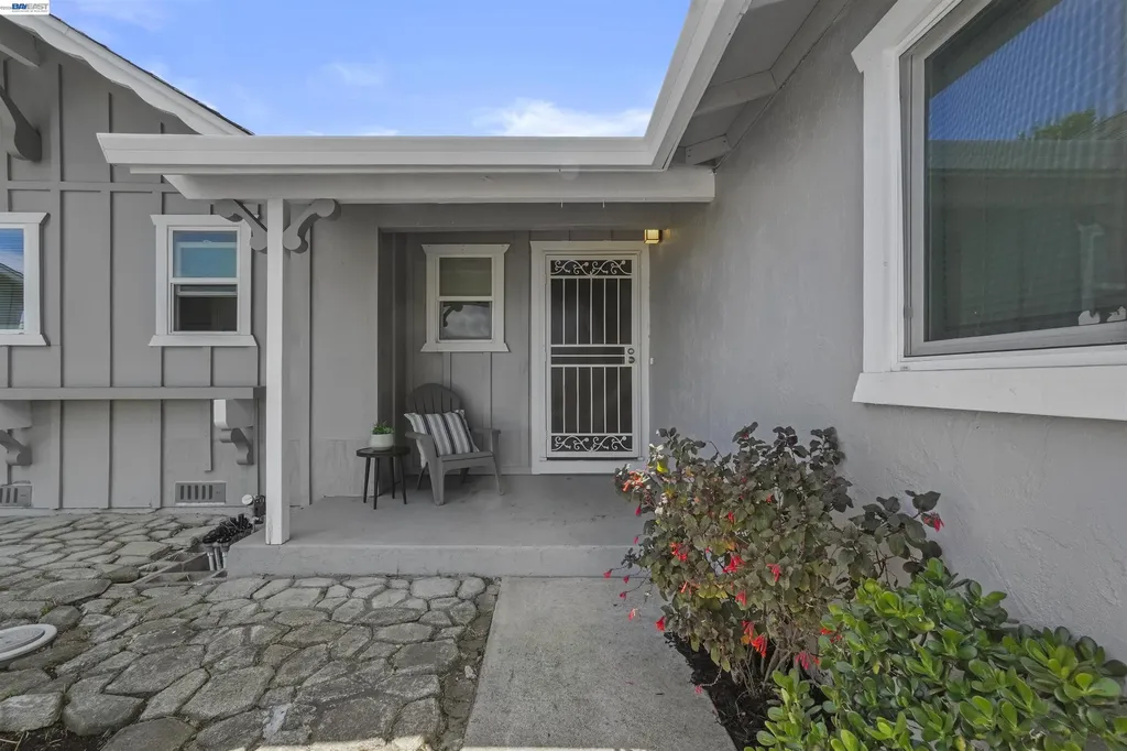 406 Mini Drive Vallejo CA 94589