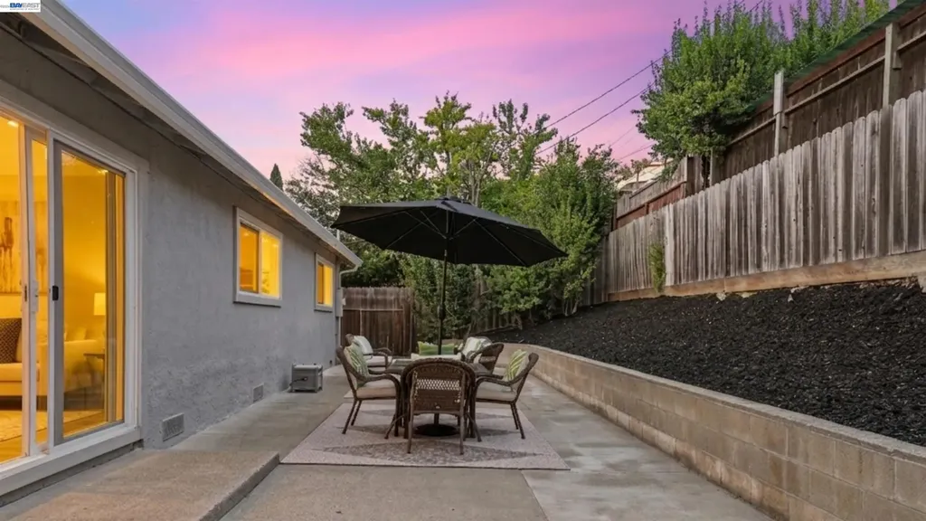 406 Mini Drive Vallejo CA 94589