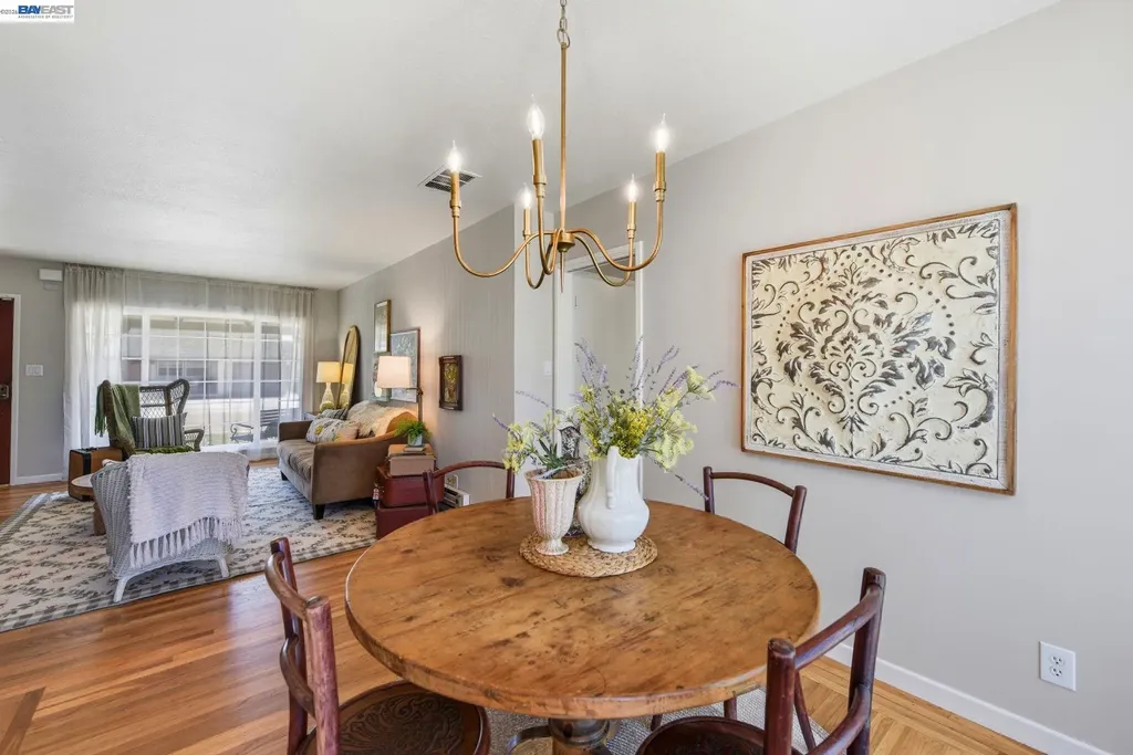 1135 Via Esperanza San Lorenzo CA 94580