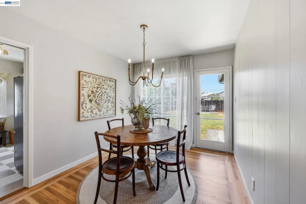 1135 Via Esperanza San Lorenzo CA 94580