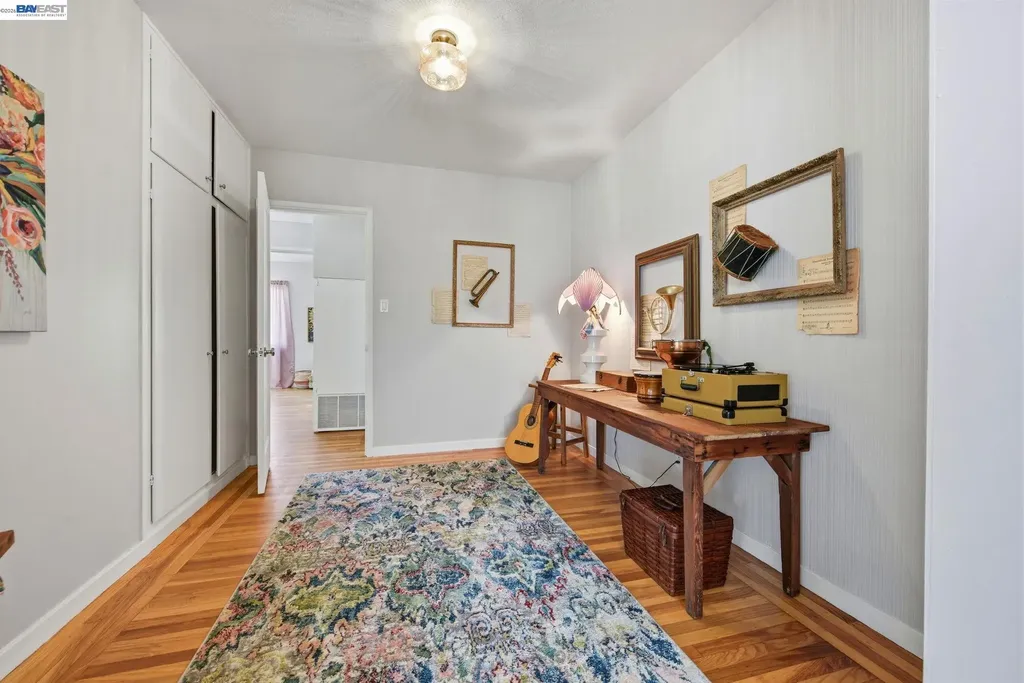1135 Via Esperanza San Lorenzo CA 94580