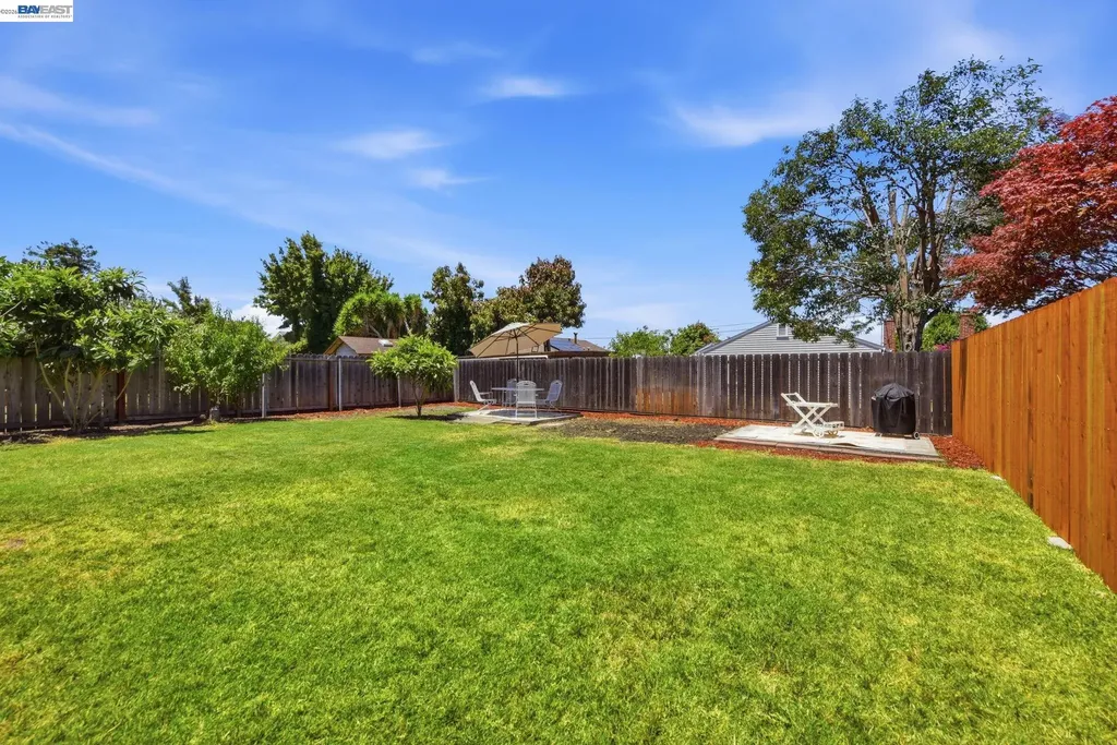 1135 Via Esperanza San Lorenzo CA 94580