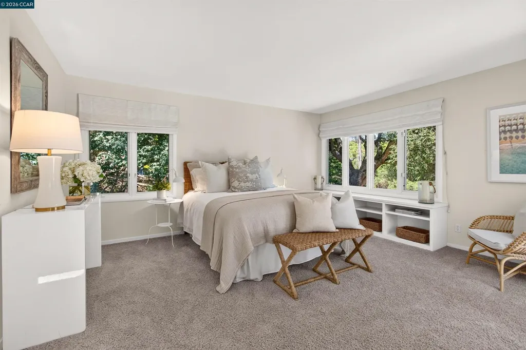 1 Greenwood Court Orinda CA 94563