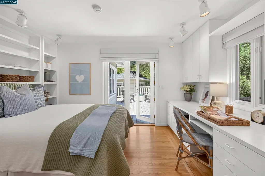 1 Greenwood Court Orinda CA 94563
