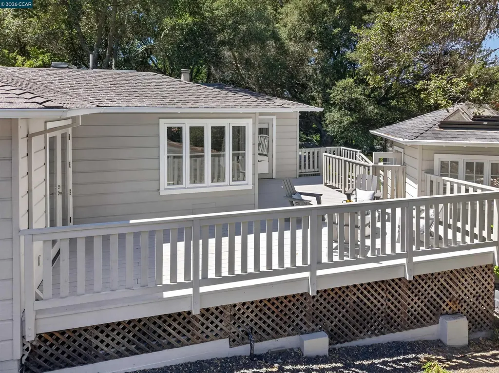 1 Greenwood Court Orinda CA 94563