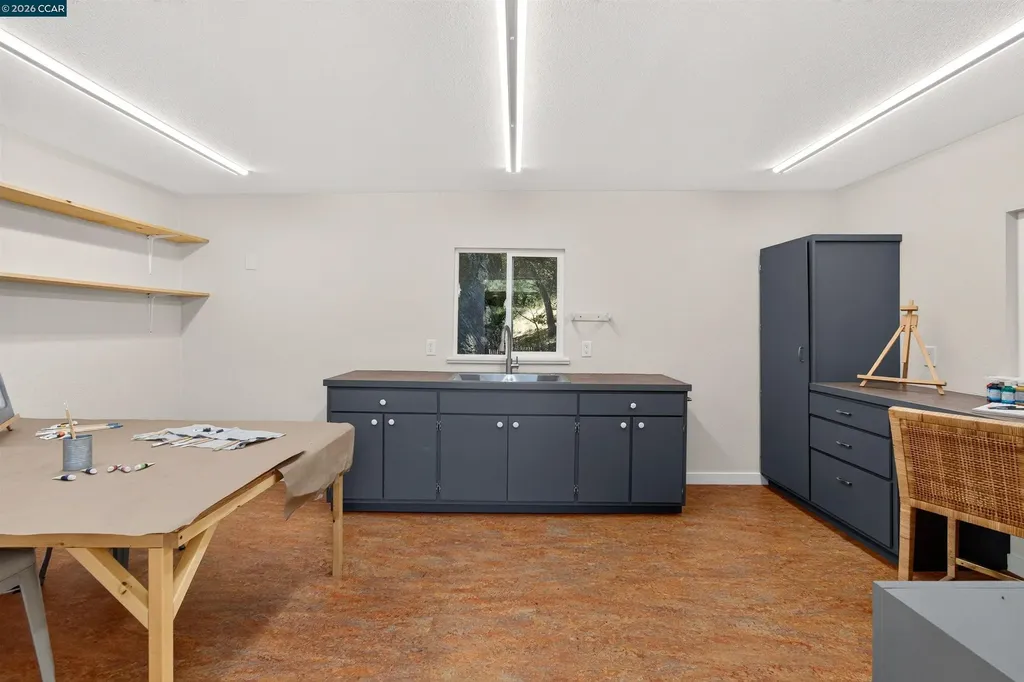 1 Greenwood Court Orinda CA 94563