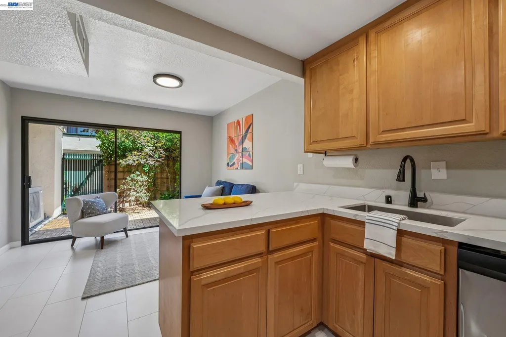 505 Lagunaria Lane Alameda CA 94502