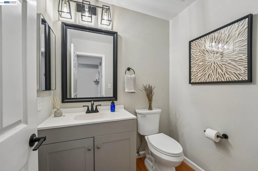 505 Lagunaria Lane Alameda CA 94502