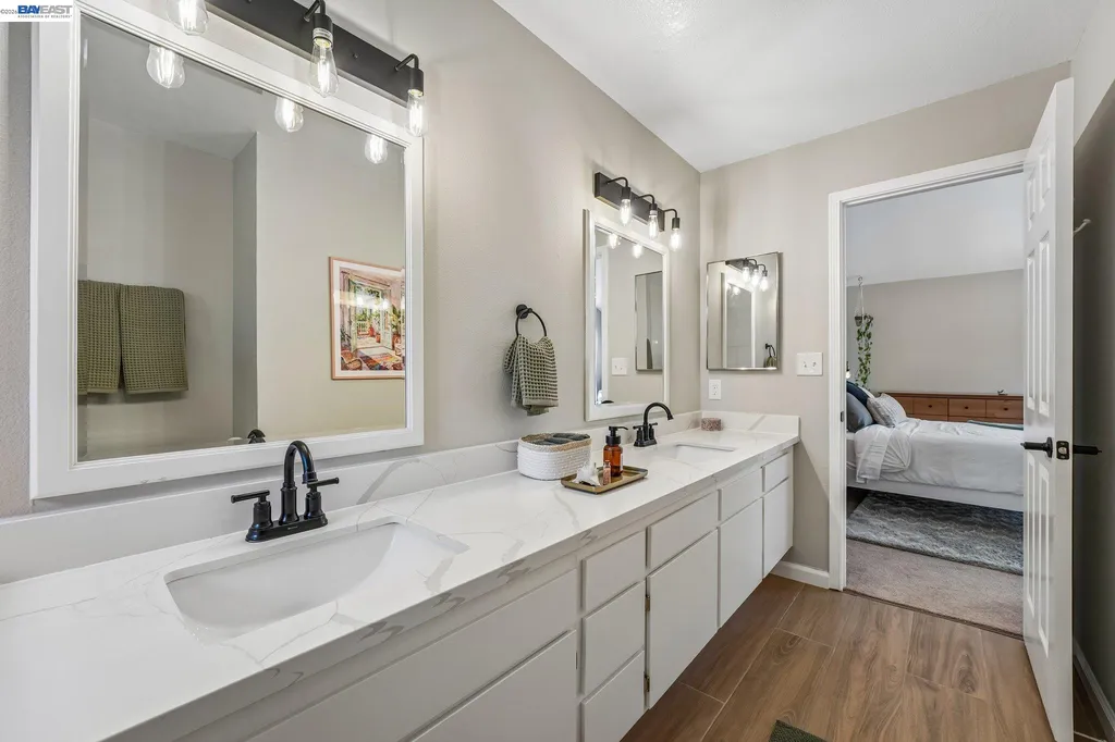 505 Lagunaria Lane Alameda CA 94502