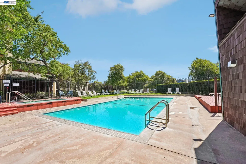 505 Lagunaria Lane Alameda CA 94502