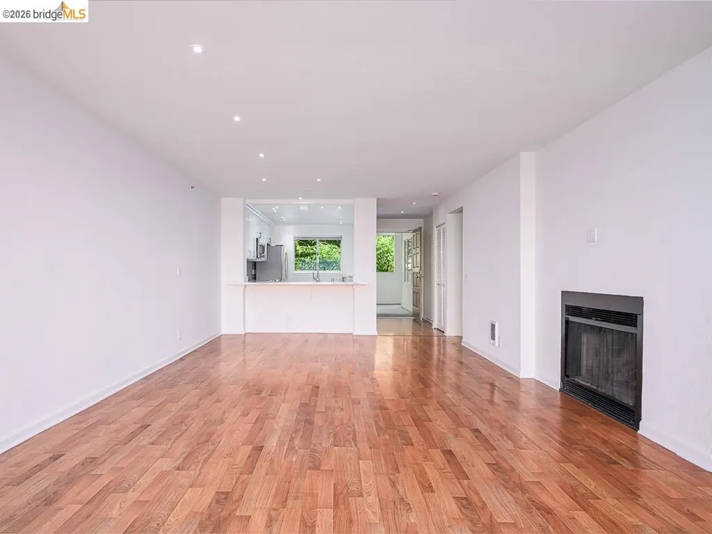 1201 Brickyard Way Richmond CA 94801