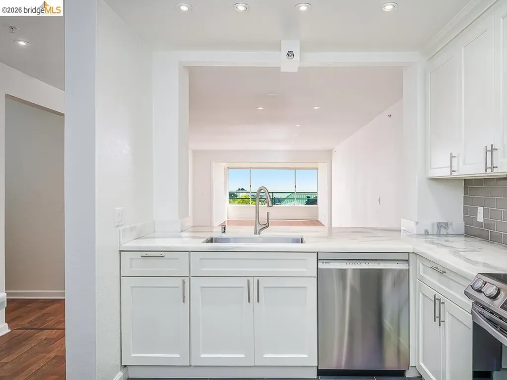 1201 Brickyard Way Richmond CA 94801