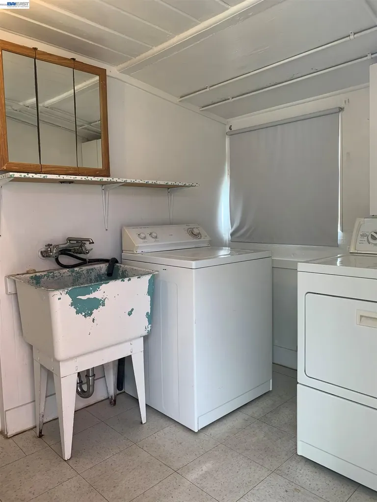 1540 Orchard Avenue San Leandro CA 94577