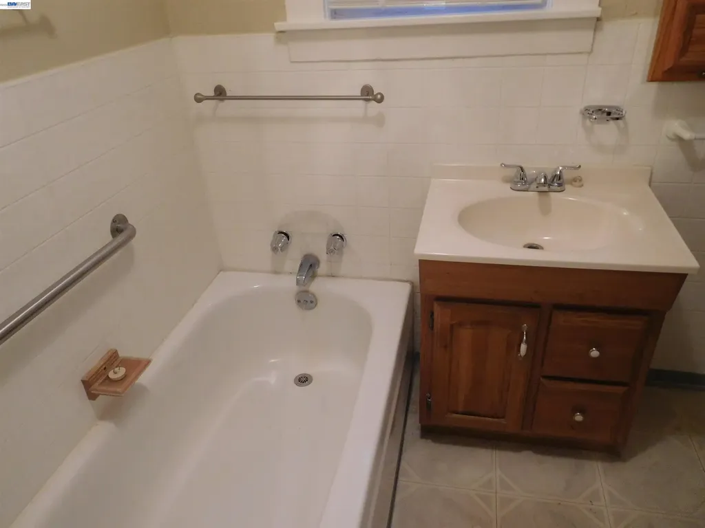 1540 Orchard Avenue San Leandro CA 94577