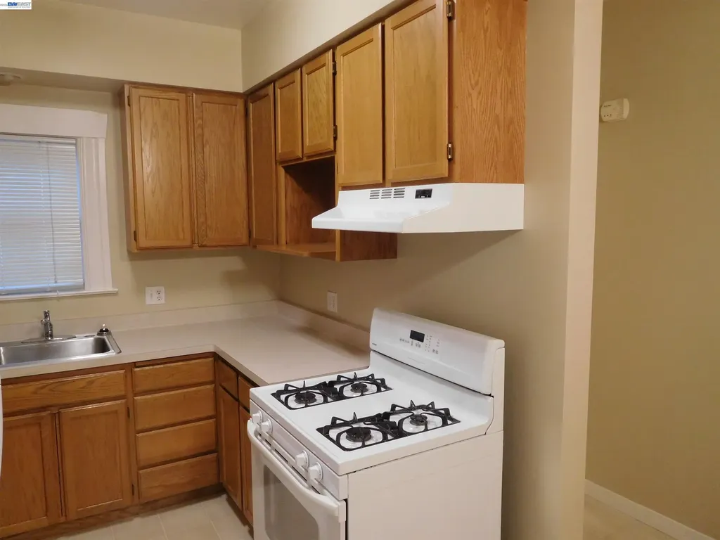 1540 Orchard Avenue San Leandro CA 94577