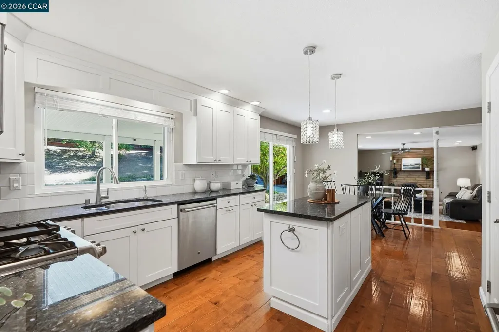 717 Bloching Circle Clayton CA 94517