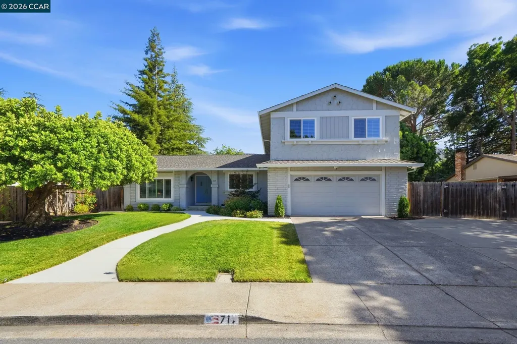 717 Bloching Circle Clayton CA 94517