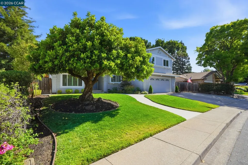 717 Bloching Circle Clayton CA 94517