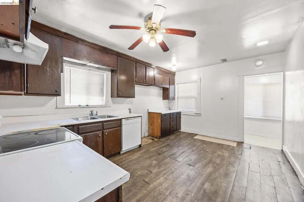 1439 92nd Avenue Oakland CA 94603