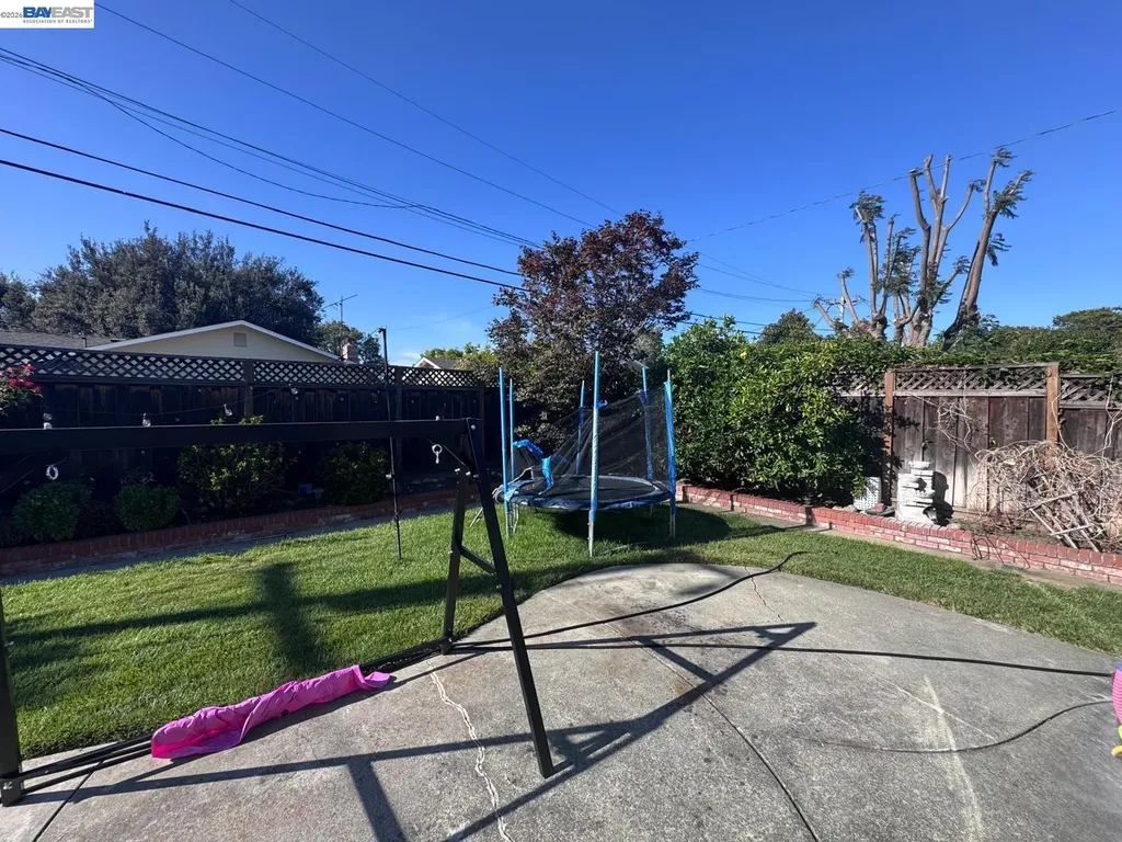 2683 Parkside Drive Fremont CA 94536