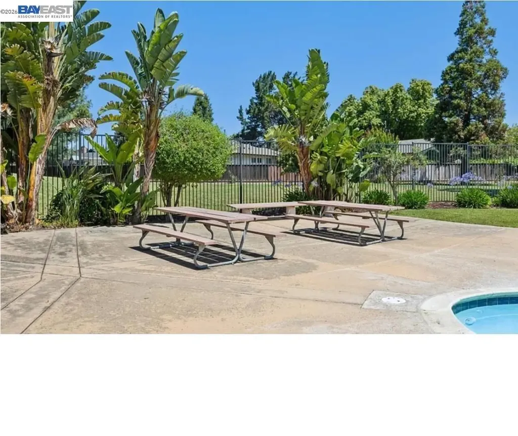 2683 Parkside Drive Fremont CA 94536
